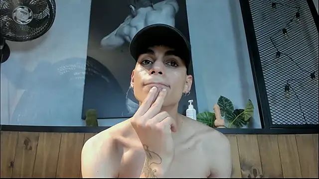 Snapshot of Dani_mc1 chatting on October 2025 11:34:02 PM Dani mc1 online show from October 2025 11:34:02 PM