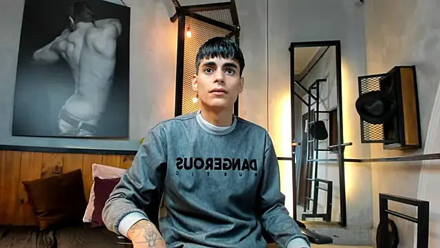 Snapshot of Dani_mc1 chatting on October 2025 11:22:02 AM Dani mc1 online show from October 2025 11:22:02 AM