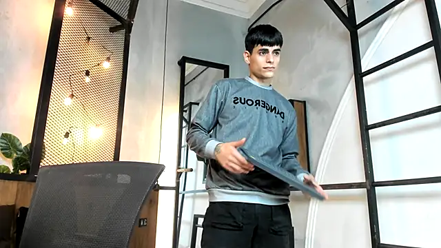 Snapshot of Dani_mc1 chatting on October 2025 11:31:02 AM Dani mc1 online show from October 2025 11:31:02 AM