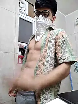 Snapshot of mrmasseur06 chatting on May 2026 06:31:02 PM mrmasseur06 online show from May 2026 06:31:02 PM