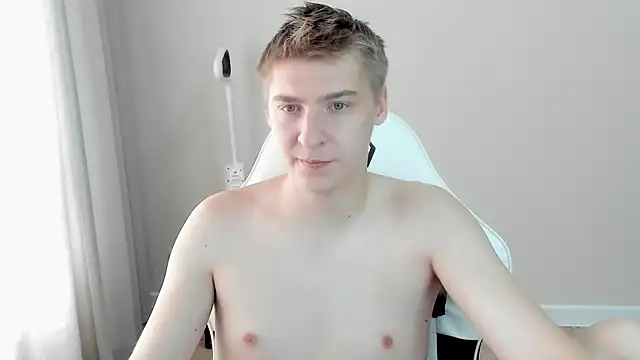 MrSexyCum4U online show from July 2026 01:32:01 PM