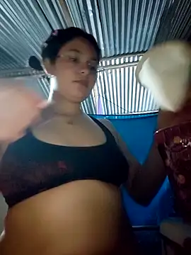 Snapshot of Lily-o chatting on November 2025 12:16:02 AM Lily-o online show from November 2025 12:16:02 AM