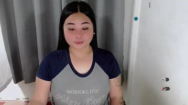 Snapshot of Yhana_Slut chatting on September 2025 01:13:01 PM Yhana Slut online show from September 2025 01:13:01 PM