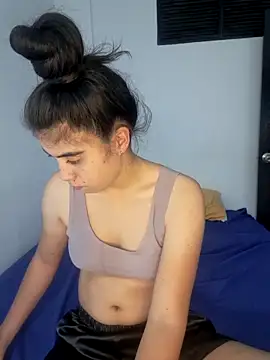 Snapshot of Arieeel_09 chatting on October 2025 11:02:01 PM Arieeel 09 online show from October 2025 11:02:01 PM