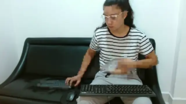 Snapshot of Arieeel_09 chatting on October 2025 11:18:01 PM Arieeel 09 online show from October 2025 11:18:01 PM