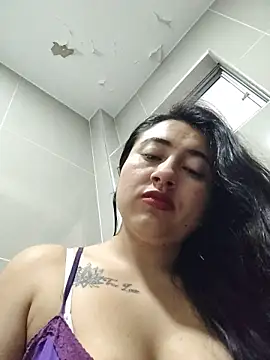 AMATISTA  16 online show from November 2025 12:09:02 PM