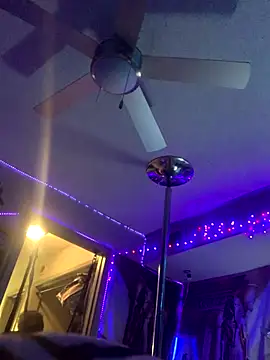 Triggerhappycj100 online show from October 2025 06:03:02 AM