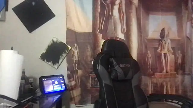 Triggerhappycj100 online show from May 2026 08:47:02 PM