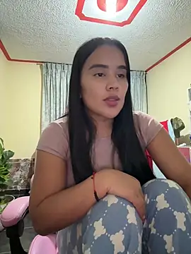 laure torres online show from April 2026 01:21:02 AM
