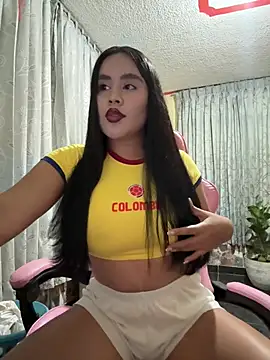 laure torres online show from June 2026 01:41:02 AM