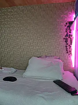 Amber-08 online show from October 2025 02:08:01 PM