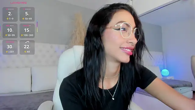 Ebonysweet   online show from June 2026 07:40:01 PM