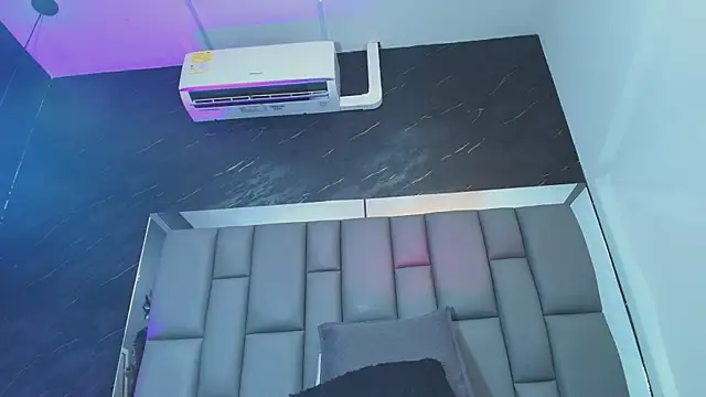 Roxana gomez online show from September 2025 03:08:01 AM