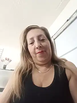 Estefania Arce online show from August 2026 10:23:02 PM