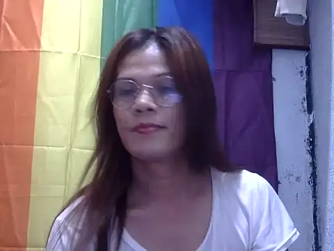 juicycum069 online show from June 2026 07:57:01 PM