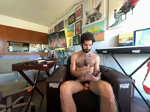 Pupscritch online show from October 2025 06:31:01 PM