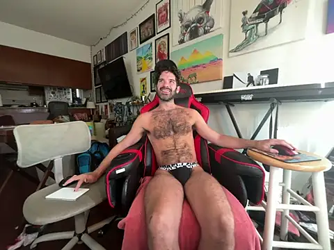 Pupscritch online show from June 2026 04:08:02 PM