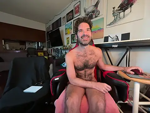 Pupscritch online show from June 2026 02:15:02 PM