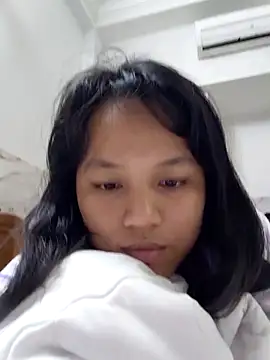 Snapshot of Anny-ly chatting on November 2025 12:55:01 PM Anny-ly online show from November 2025 12:55:01 PM