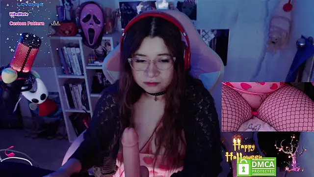 Pink girl0n online show from November 2025 10:21:02 PM