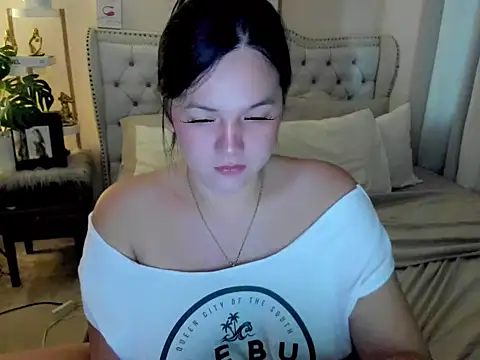 SweetHoney369 online show from June 2026 07:22:01 AM