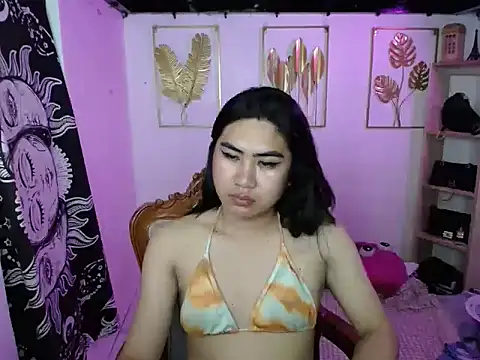 MADONA HILTON online show from June 2026 09:19:01 PM