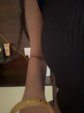 modelnishu online show from April 2026 03:20:02 AM