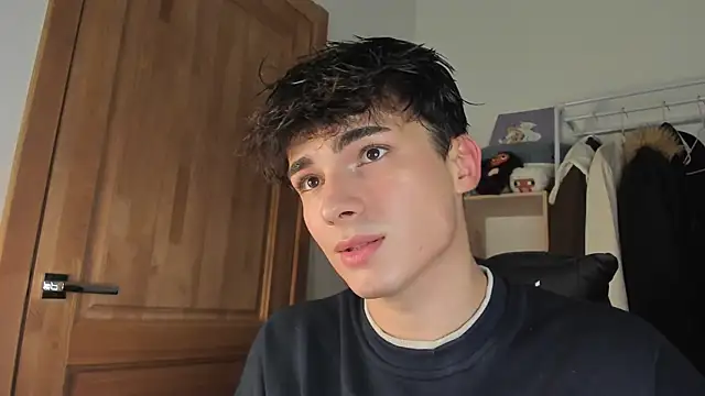 Snapshot of mystic_evan chatting on October 2025 09:28:02 PM mystic evan online show from October 2025 09:28:02 PM