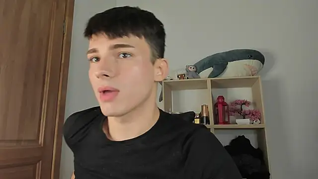 Snapshot of mystic_evan chatting on November 2025 11:27:02 PM mystic evan online show from November 2025 11:27:02 PM