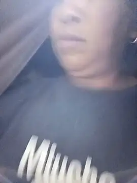 Mamapm20 online show from September 2025 02:29:02 PM