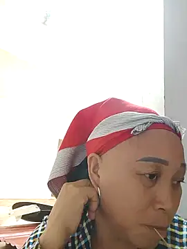 Mamapm20 online show from October 2025 08:24:02 AM