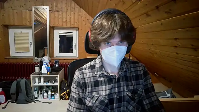 Imagerysin23 online show from March 2026 06:12:02 PM