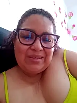 Snapshot of ladytropical1 chatting on March 2026 08:47:01 PM ladytropical1 online show from March 2026 08:47:01 PM