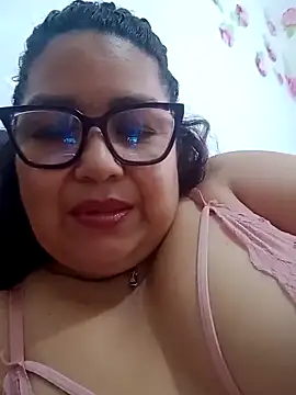 Snapshot of ladytropical1 chatting on March 2026 03:40:01 PM ladytropical1 online show from March 2026 03:40:01 PM