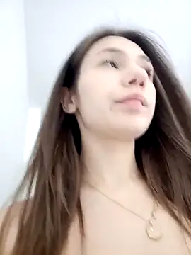 Snapshot of Your_Treasure chatting on October 2025 12:21:02 AM Your Treasure online show from October 2025 12:21:02 AM