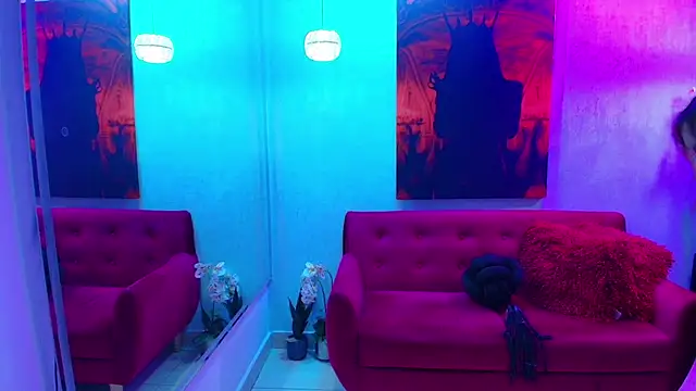 Snapshot of Valery_milleer chatting on November 2025 12:39:02 PM Valery milleer online show from November 2025 12:39:02 PM