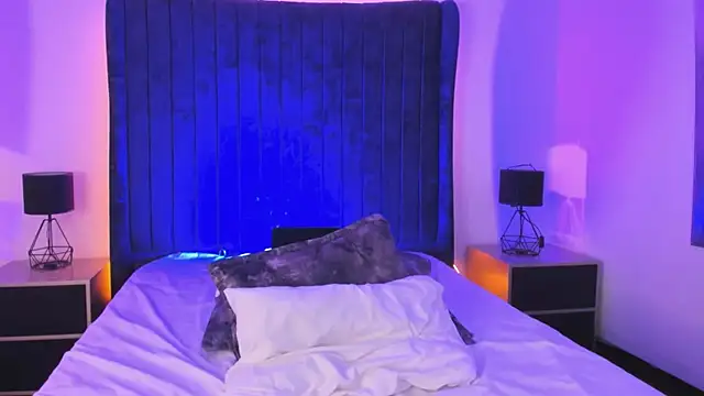 Snapshot of TahliaNovoa chatting on November 2025 03:52:02 AM TahliaNovoa online show from November 2025 03:52:02 AM