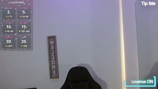 luna starr69 online show from December 2025 01:09:02 PM