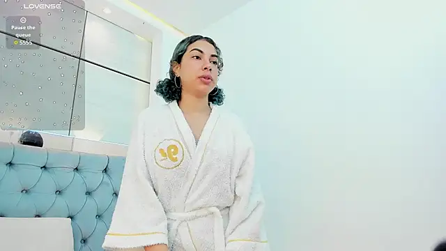 lis rous online show from October 2025 11:33:02 AM