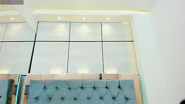 lis rous online show from November 2025 03:29:02 AM