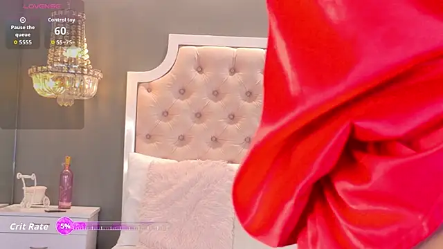 Snapshot of VioletBlaze chatting on November 2025 01:10:01 PM VioletBlaze online show from November 2025 01:10:01 PM