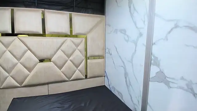 Allisonts69 online show from March 2026 01:53:01 AM