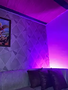 Snapshot of Alisse_taylor2 chatting on November 2025 04:07:02 PM Alisse taylor2 online show from November 2025 04:07:02 PM