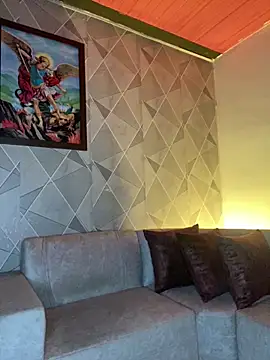 Snapshot of Alisse_taylor2 chatting on January 2026 12:11:01 PM Alisse taylor2 online show from January 2026 12:11:01 PM