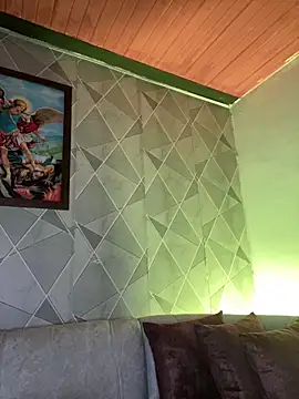 Snapshot of Alisse_taylor2 chatting on January 2026 12:20:01 PM Alisse taylor2 online show from January 2026 12:20:01 PM