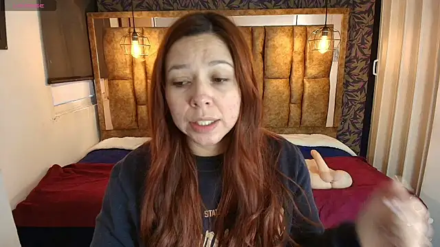 Isa Thompson   online show from May 2026 11:48:02 AM