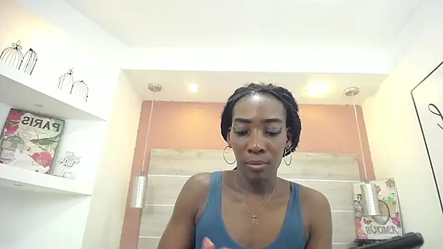 Snapshot of AlexandraCambell chatting on November 2025 12:10:02 AM AlexandraCambell online show from November 2025 12:10:02 AM