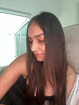 hannahhotwife online show from July 2026 07:39:01 PM