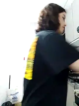 Snapshot of abrilour chatting on October 2025 11:45:02 PM abrilour online show from October 2025 11:45:02 PM