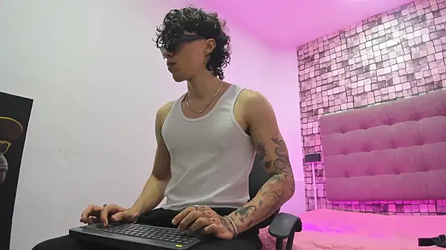 felix  star online show from September 2025 07:37:02 PM